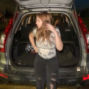 Meet your Posher, Leeanna